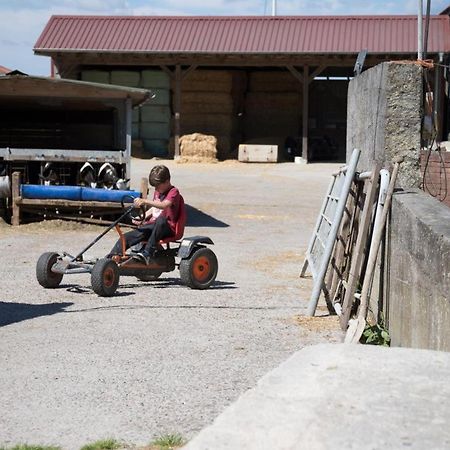 Ferienwohnung Friesenhof Janssen - Urlaub auf dem Bauernhof Neuharlingersiel Exterior foto