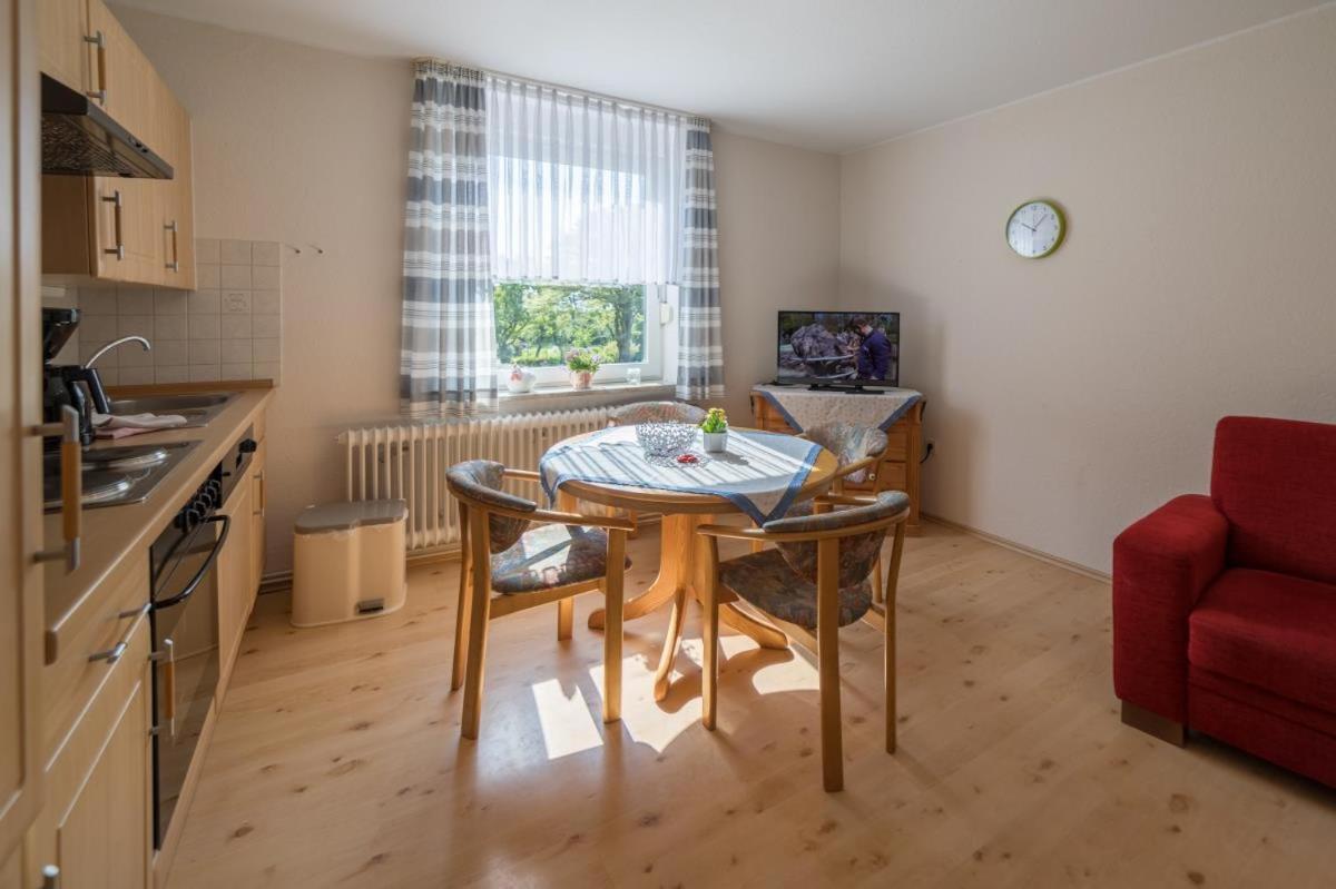 Ferienwohnung Friesenhof Janssen - Urlaub auf dem Bauernhof Neuharlingersiel Exterior foto