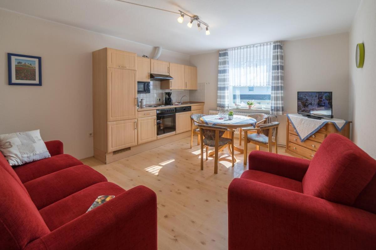 Ferienwohnung Friesenhof Janssen - Urlaub auf dem Bauernhof Neuharlingersiel Exterior foto