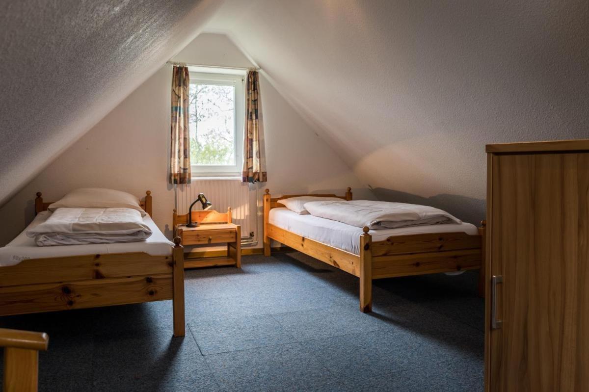 Ferienwohnung Friesenhof Janssen - Urlaub auf dem Bauernhof Neuharlingersiel Exterior foto