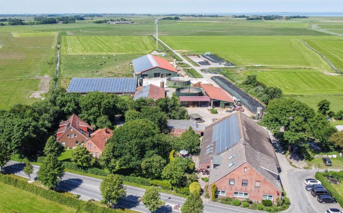 Ferienwohnung Friesenhof Janssen - Urlaub auf dem Bauernhof Neuharlingersiel Exterior foto