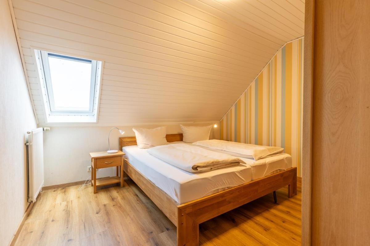 Ferienwohnung Friesenhof Janssen - Urlaub auf dem Bauernhof Neuharlingersiel Exterior foto