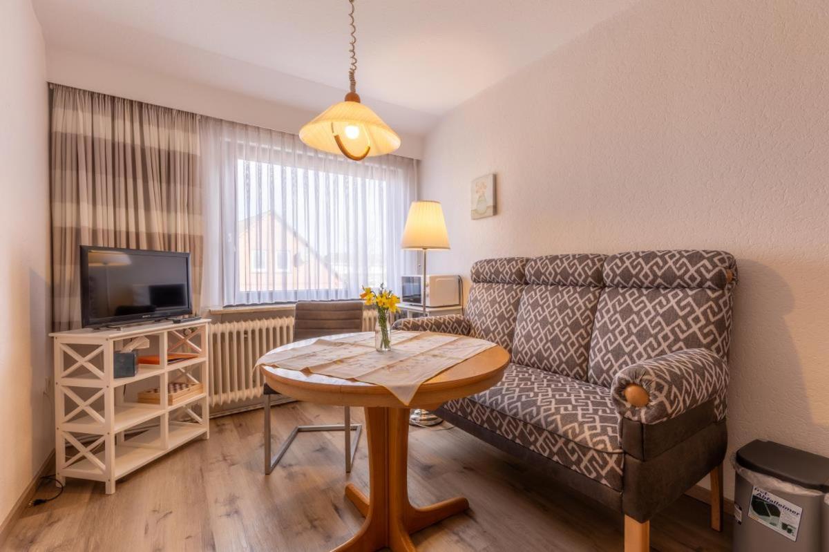 Ferienwohnung Friesenhof Janssen - Urlaub auf dem Bauernhof Neuharlingersiel Exterior foto